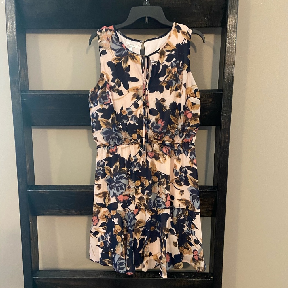 Floral printed tie front dress-BRAND NEW WITH TAGS